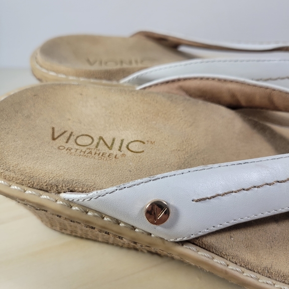 Vionic White Orthaheel Grenada Post Toe Wedge Heel Sandals Women’s Size 6 - Picture 11 of 12